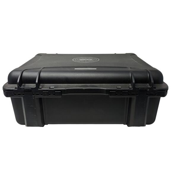 Canada Goose Hard Shell Travel Utility Case Foam Lined Rugged Waterproof Style - Picture 3 of 5